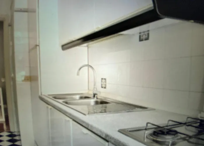 Lovely 1 Bedroom In Via Del Babuino- Apartment Rom