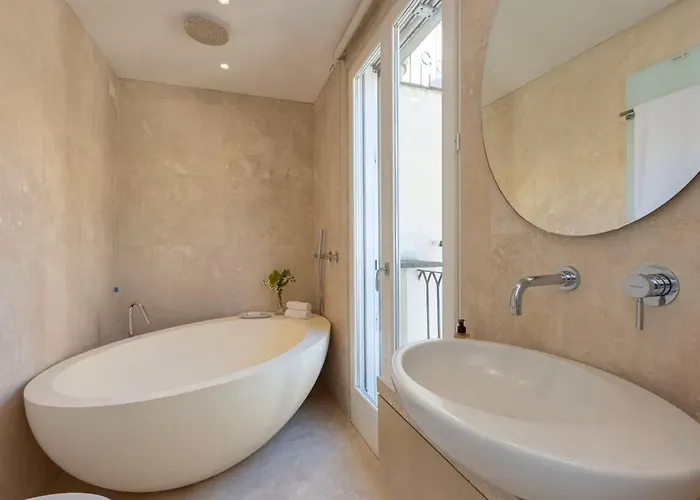 Lovely Via Del Babuino- Apartment