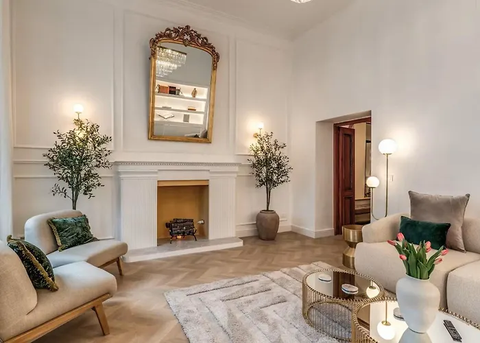 Lovely Via Del Babuino- Apartman